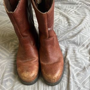 Men’s leather steel toe rounded toe boot